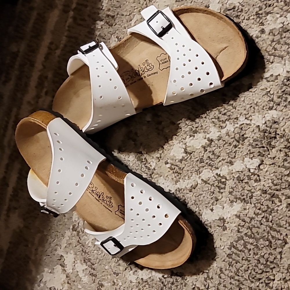 Brand New Birkenstock Size 7 shoes
